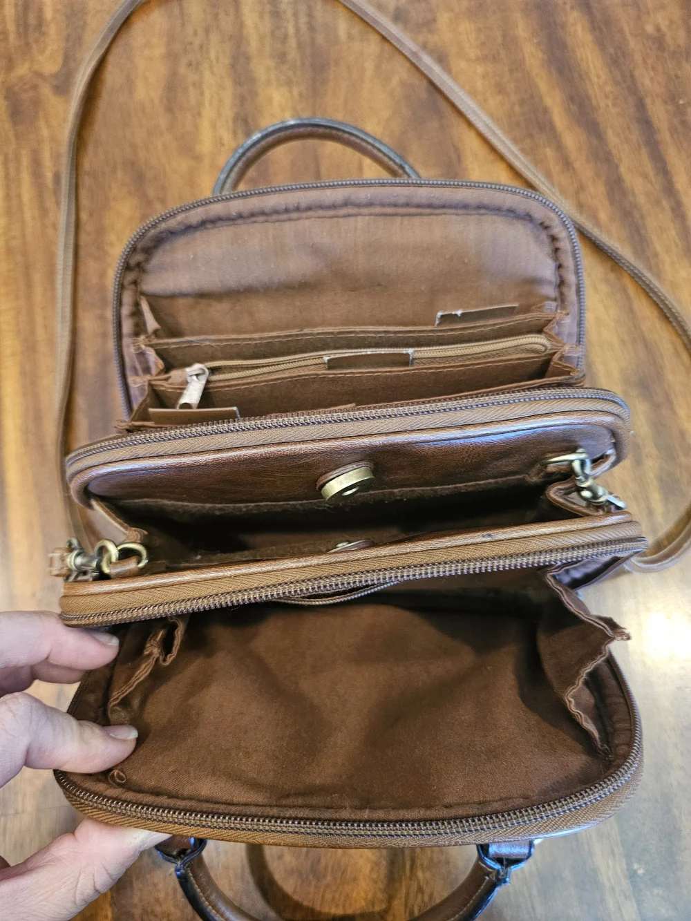 Accordion Style Brown Women's Leather Crossbody Purse Unbranded Nice!